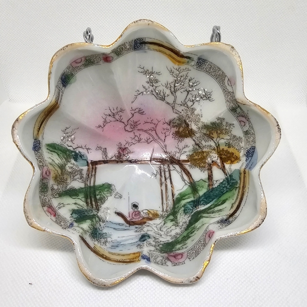 Antique Footed Japan Porcelain Bowl Hand Painted Japanese Scalloped Edge
